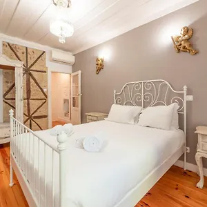 Guestready - Exquisite Bica Poetas Appartement